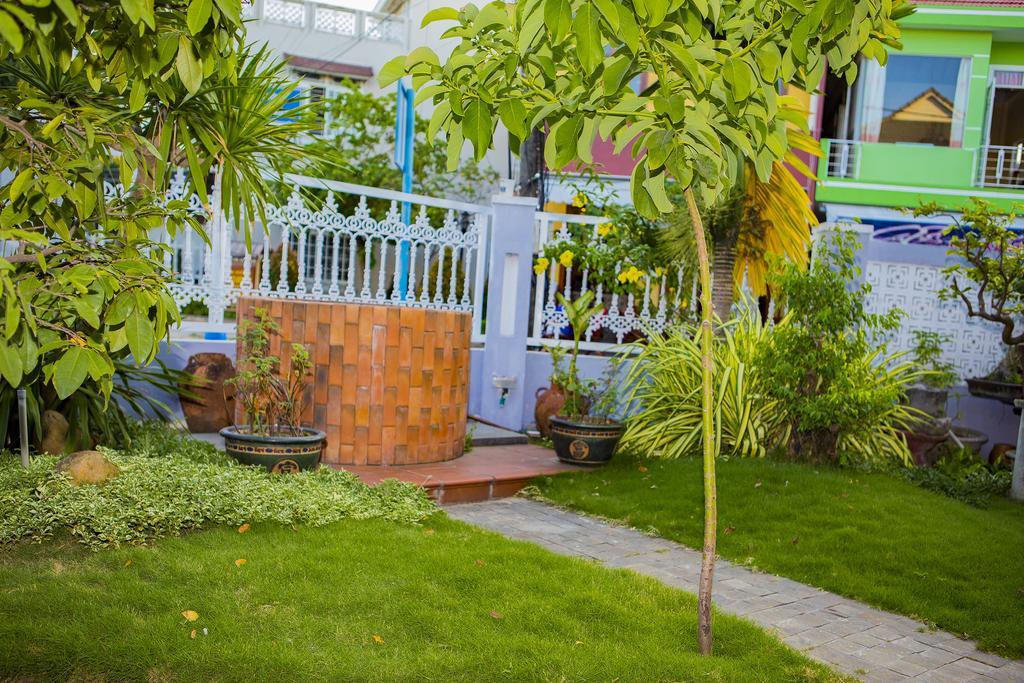 Old Well Homestay Хойан Экстерьер фото