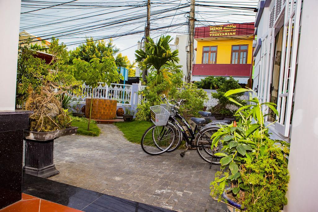 Old Well Homestay Хойан Экстерьер фото